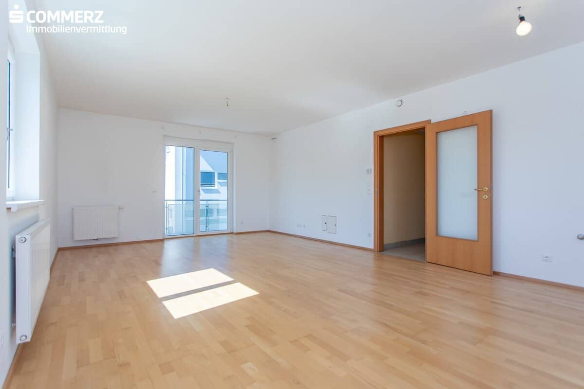 Subsidized apartment: bright and stylish