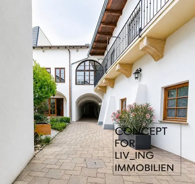 Modern architecture & historic charm. Unique 20 m² terrace