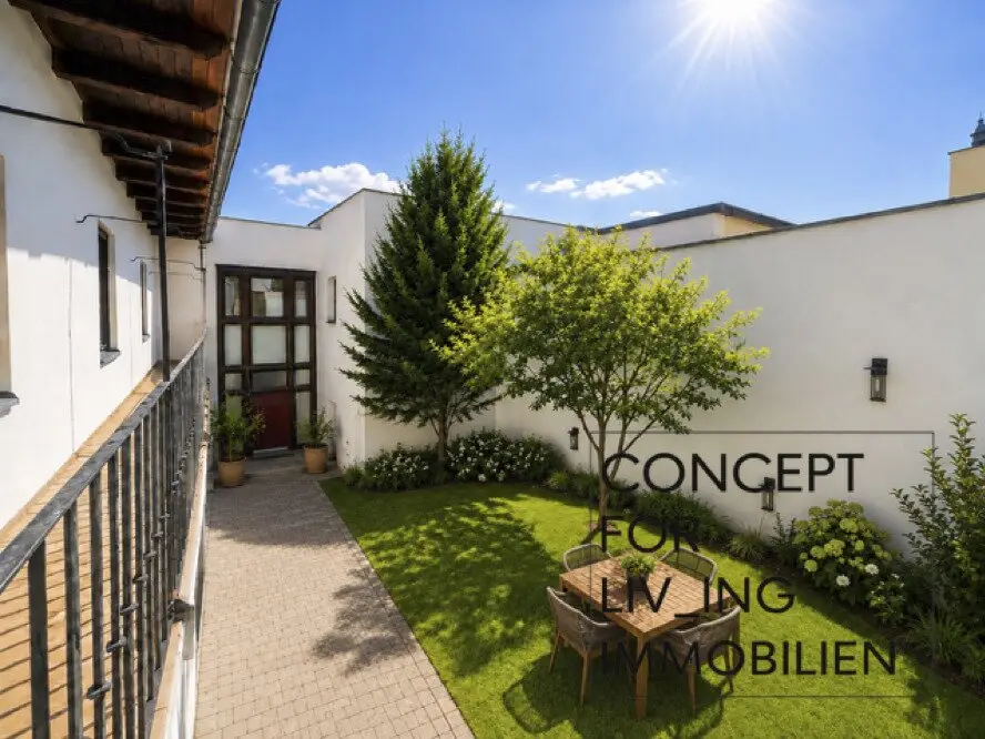 Modern architecture & historic charm. Unique 20 m² terrace