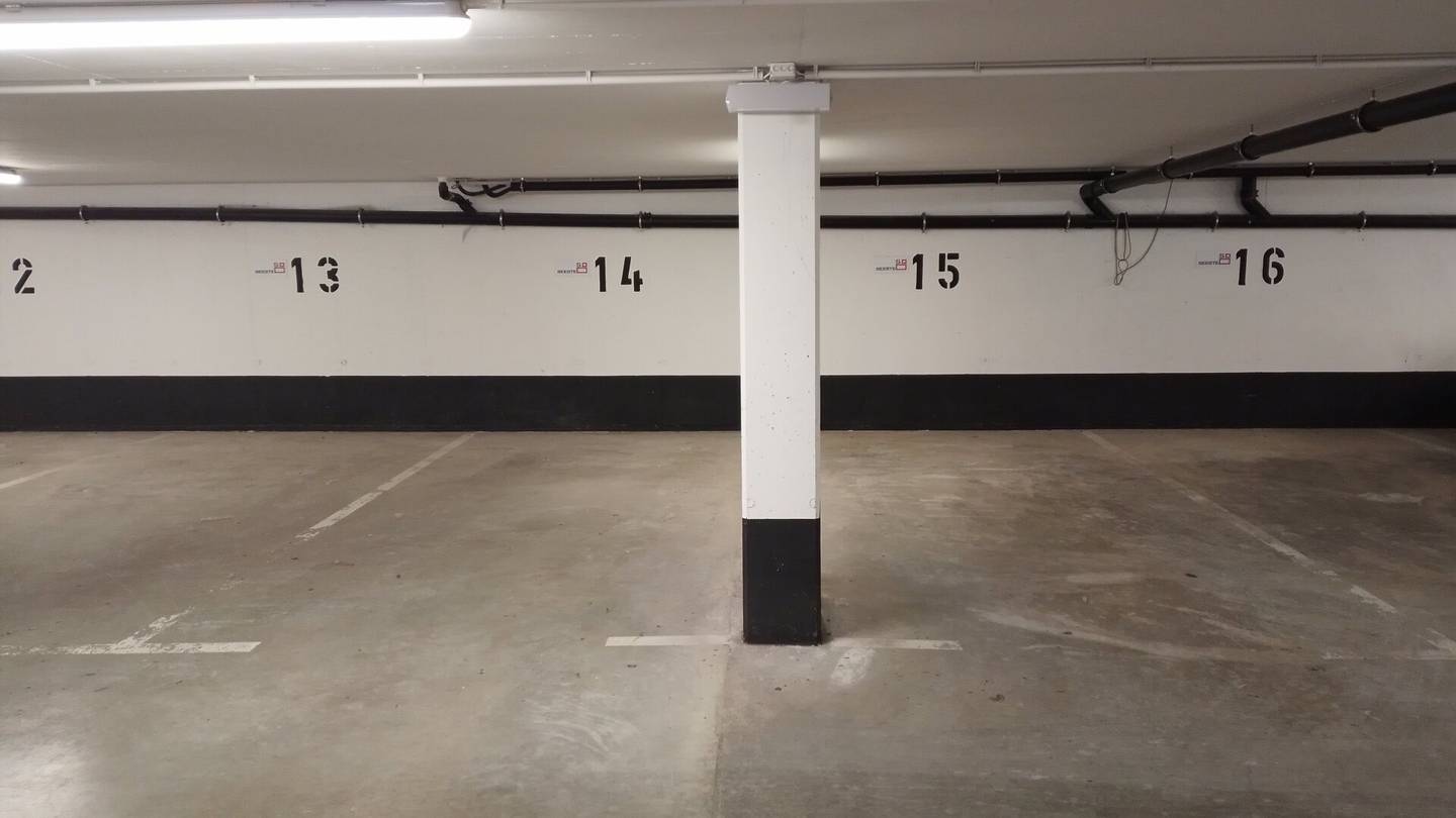 Underground garage parking spaces for rent