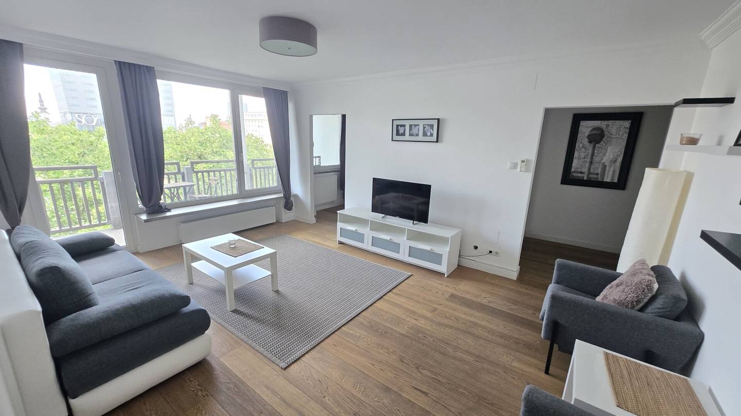 PANORAMA-CITY-APARTMENT + 3 rooms + 2 balconies + Top Renovated + Furnished