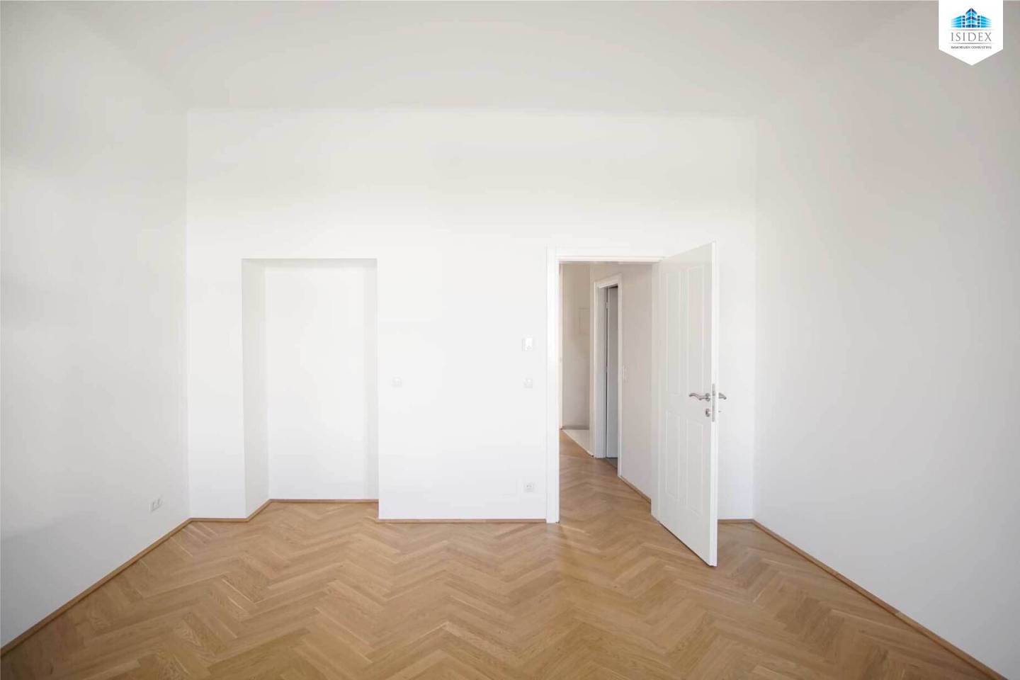 Modern old building apartment with the best future prospects