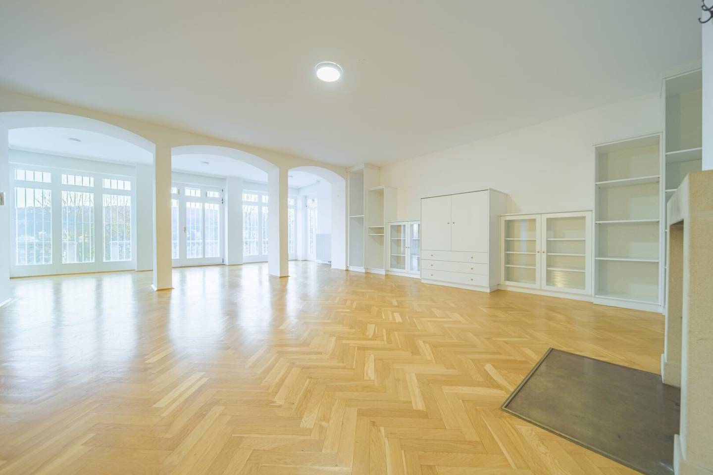 Representative apartment | approx. 236.37 m² | Terrace with panoramic view