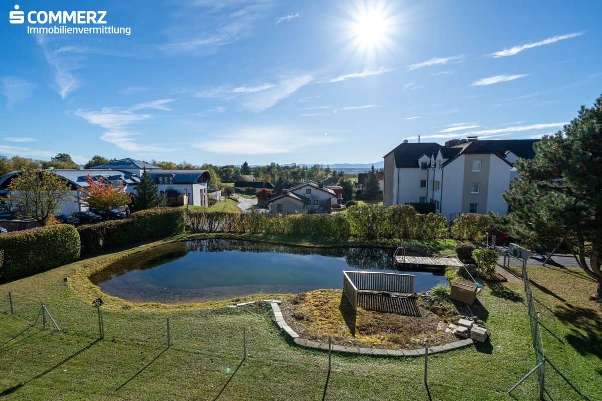 Subsidized 4 room apartment with swimming pond