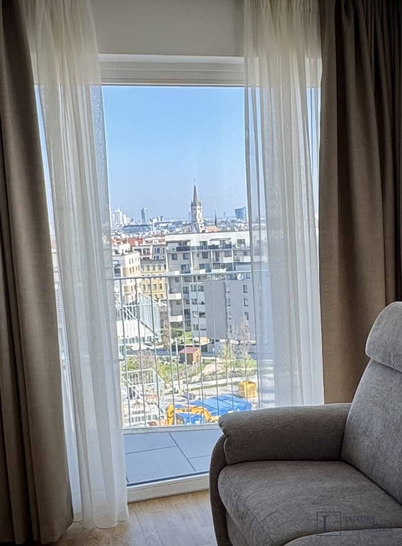 *Erstbezug* Helle 3-Zimmer-Wohnung mit Möbeln in einem modernen Wohnkomplex