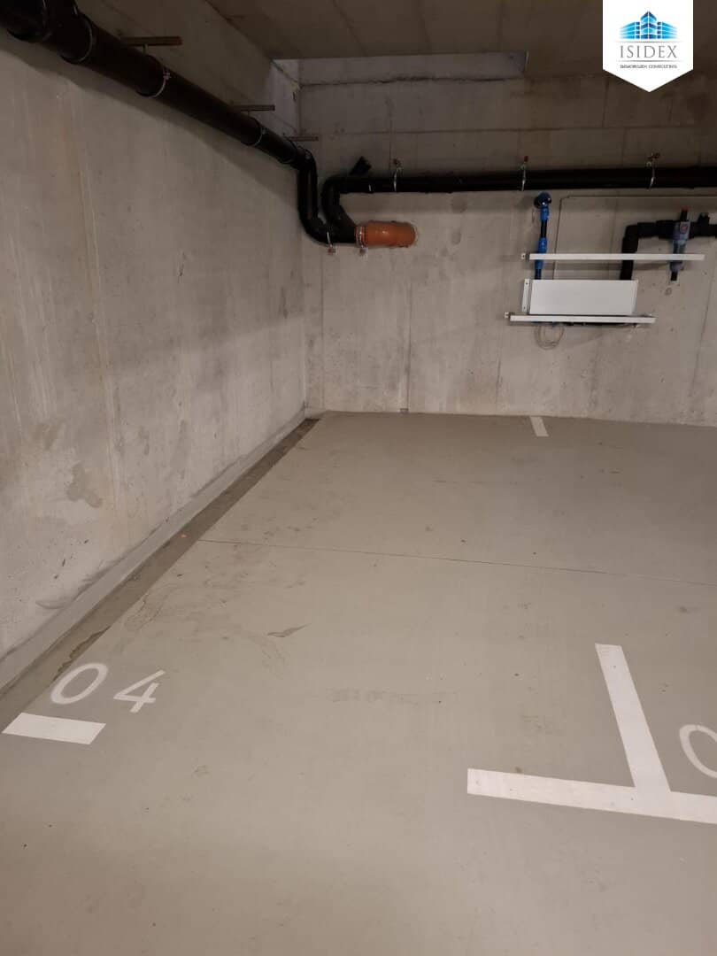 Attractive garage spaces near Bahnhof Meidling