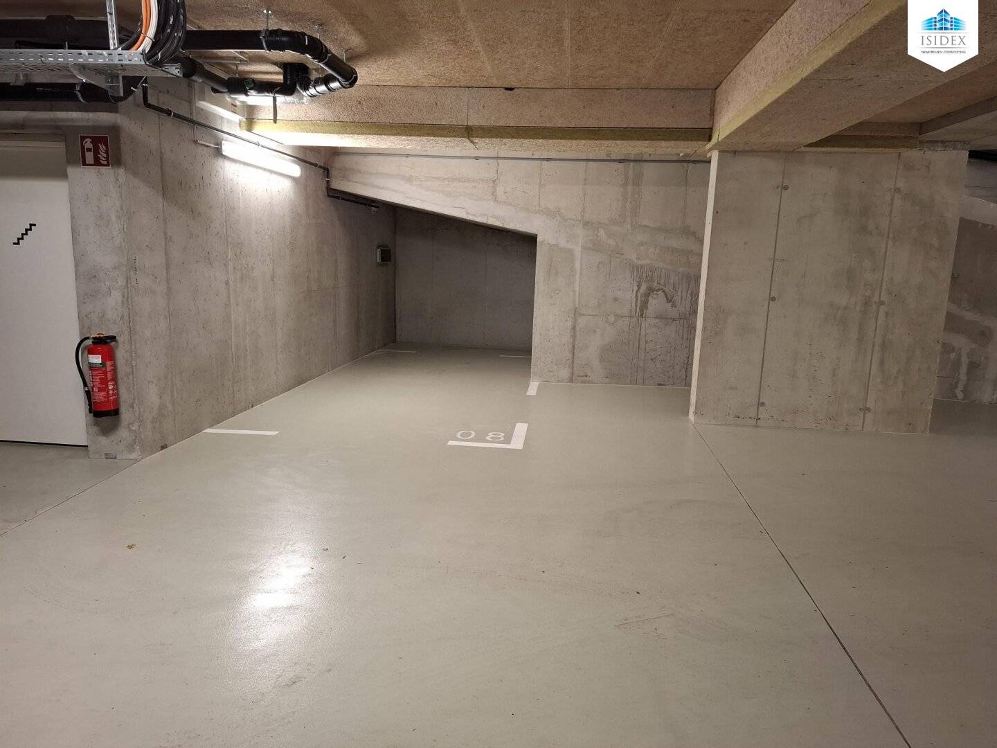 Attractive garage spaces near Bahnhof Meidling