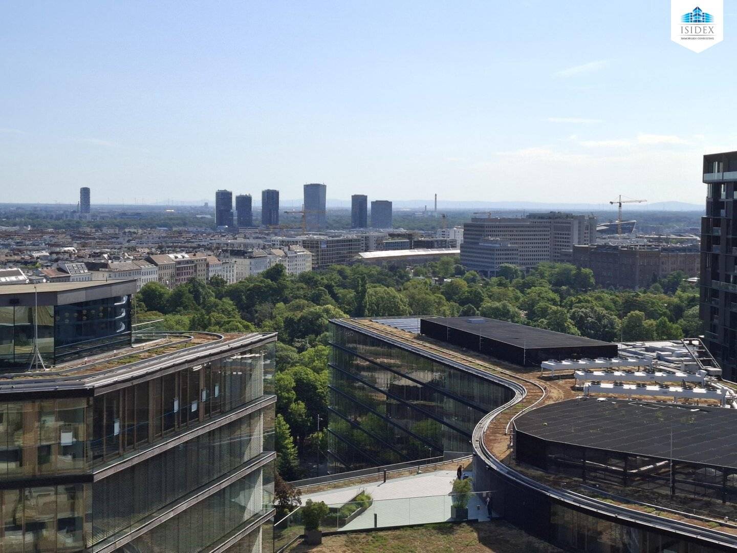 Traumblick auf die Metropole Wien und darüber hinaus!