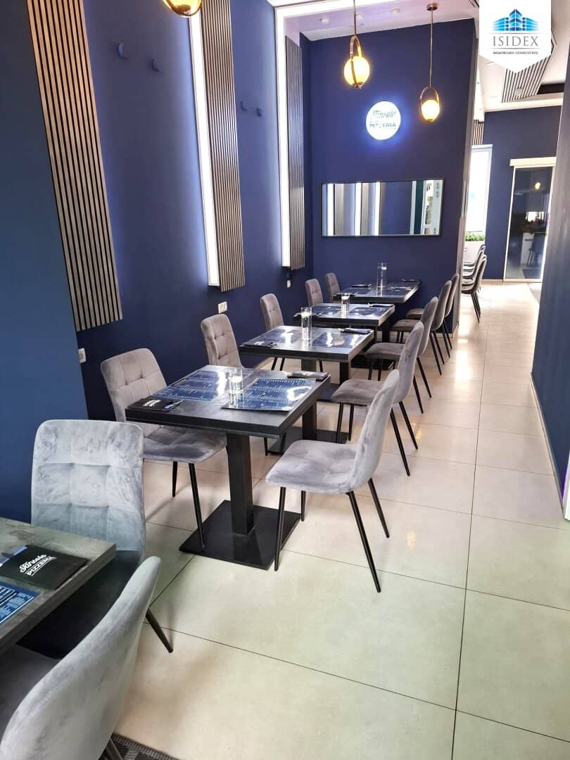 Charming restaurant with a winter garden in the heart of Vienna. Your new location awaits. Seize the opportunity now?","de":"Charmantes Restaurant mit Wintergarten im Herzen Wiens – Ihr neuer Standort wartet - Ergreifen Sie die Gelegenheit beim Schopf !!"