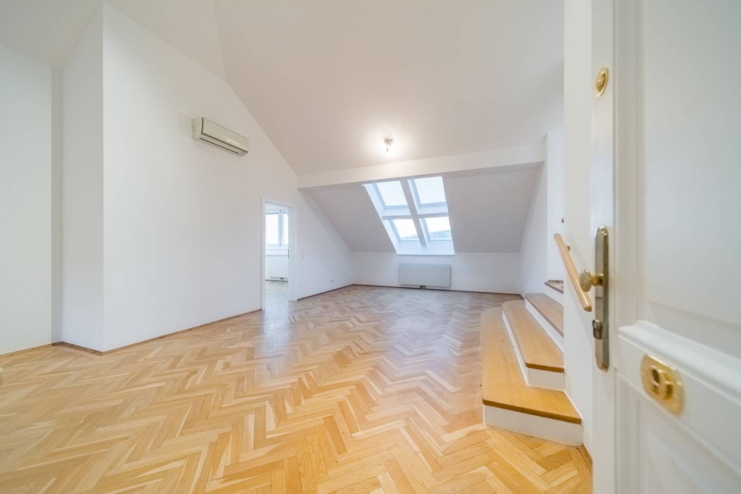 Exclusive attic apartment with terrace and impressive distant view approx. 211.36 m² living space, Wienerwald area? Note: This is the English translation of the German title provided to ensure accuracy.