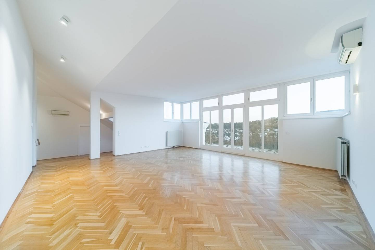 Exclusive attic apartment with terrace and impressive distant view approx. 211.36 m² living space, Wienerwald area? Note: This is the English translation of the German title provided to ensure accuracy.