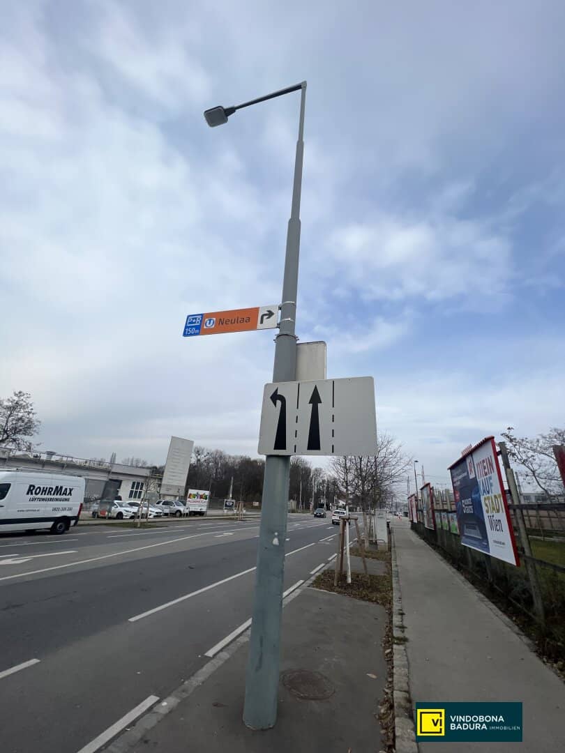 Underground parking space near U-Bahn Oberlaa – Safe &amp; convenient parking