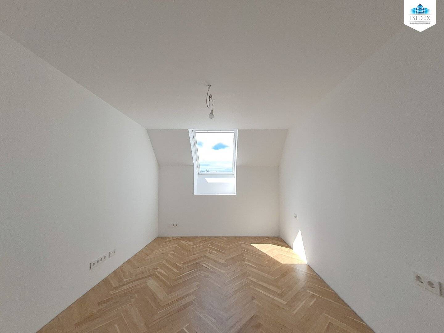 Dachgeschosstraum auf zwei Ebenen
