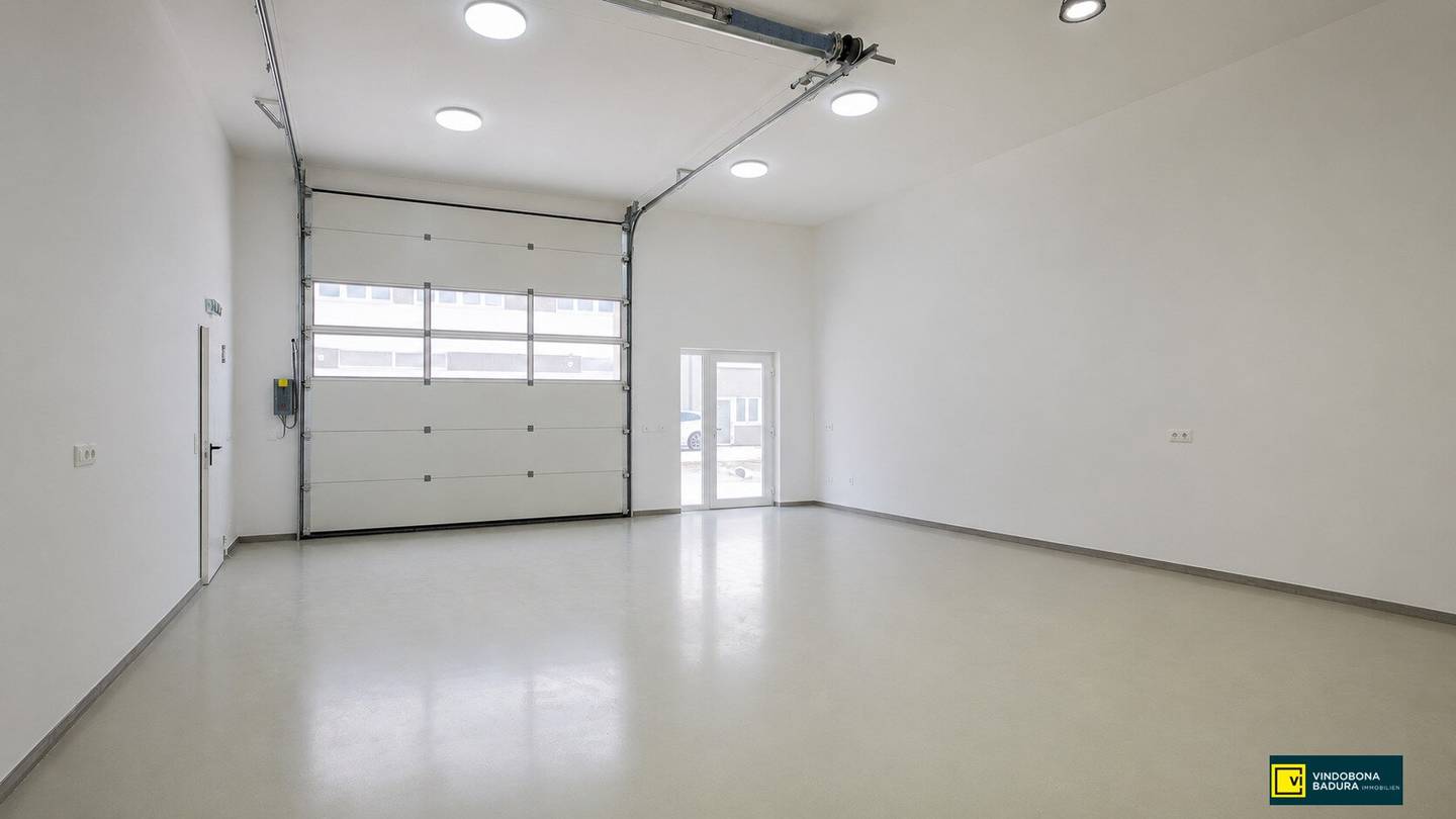 Ready for your success: Commercial spaces including offices in first occupancy