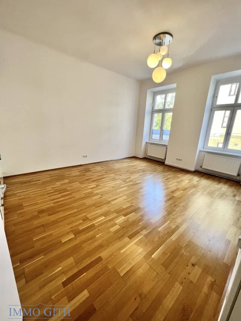 TOP-ANLEGERWOHNUNG! HELLE, RUHIGE ALTBAUWOHNUNG MIT LIFT NAHE WÄHRINGER PARK ZU KAUFEN!
