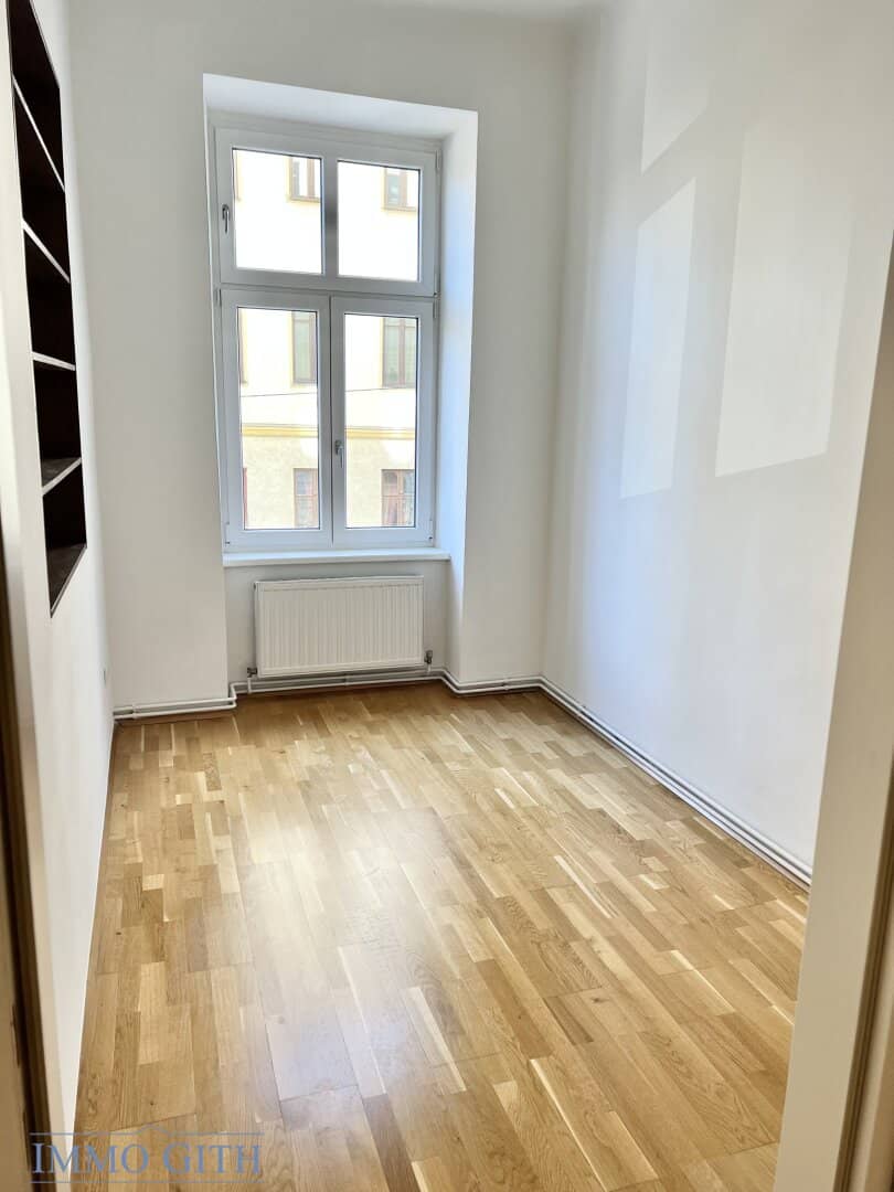 TOP-ANLEGERWOHNUNG! HELLE, RUHIGE ALTBAUWOHNUNG MIT LIFT NAHE WÄHRINGER PARK ZU KAUFEN!