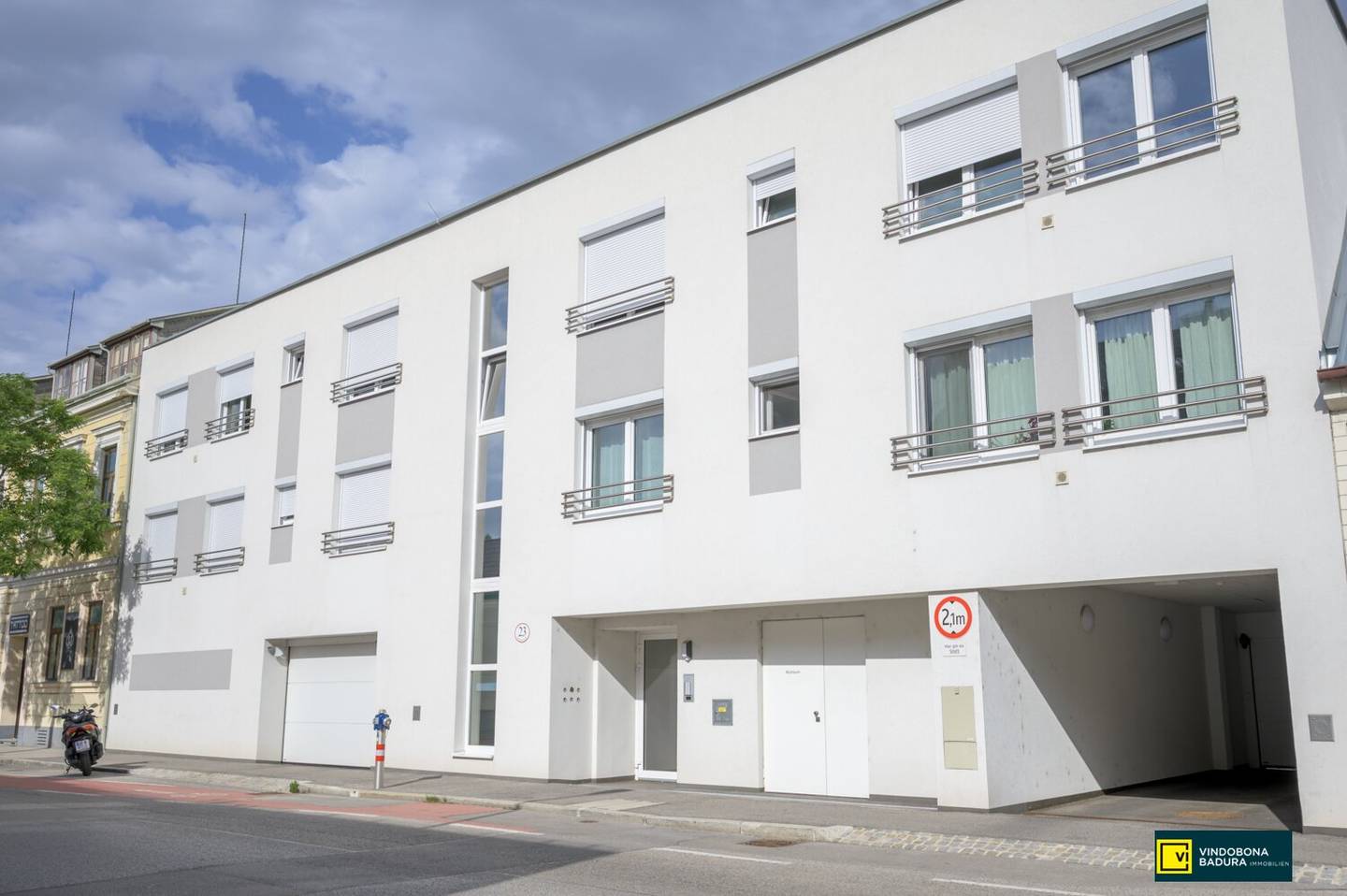 Neubau 2022 | Eigener Garten & PKW Stellplatz inklusive !