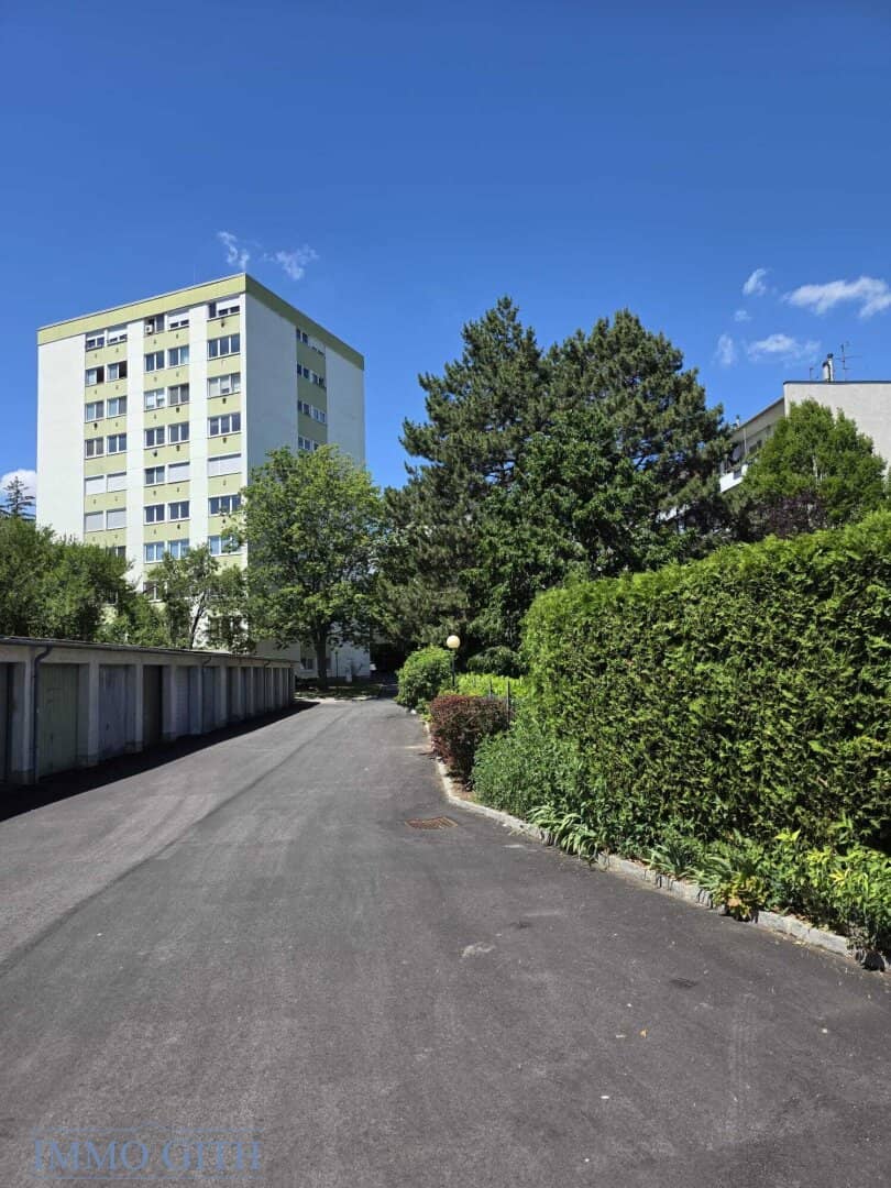 HELLE 3,5-ZIMMER-WOHNUNG MIT LIFT UND GRÜNBLICK IN MARIA ENZERSDORF ZU KAUFEN!
