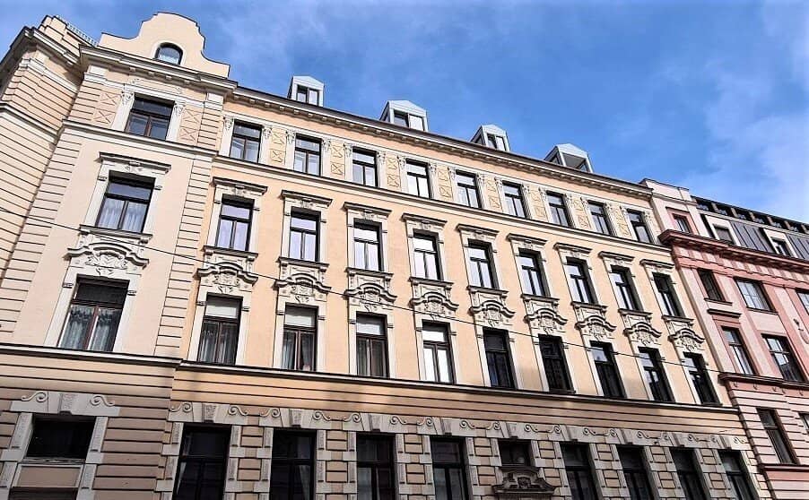 EGGERTHGASSE near Naschmarkt, 70 m² commercial space, studio or storage, 3 rooms, ancillary room, near U4