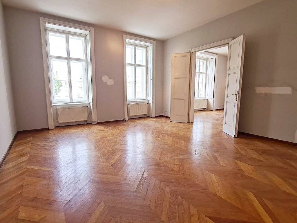 OPERNRING, representatives 121 m2 Büro, Ordination oder Kanzlei, 3 Zimmer, Küche, Wannenbad, Parketten, 3. Liftstock