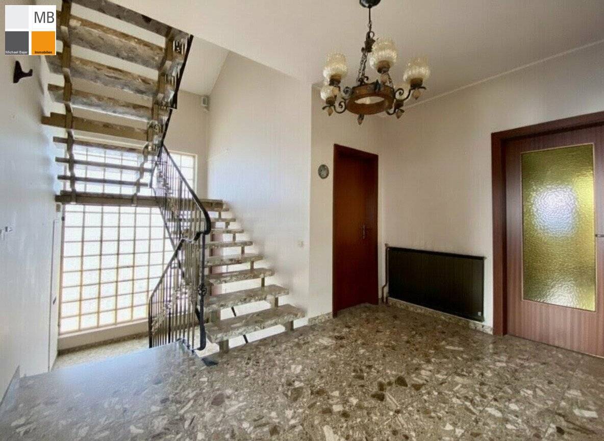 > > Ein Garten, der keine Wünsche offen lässt I MB IMMOBILIEN < <