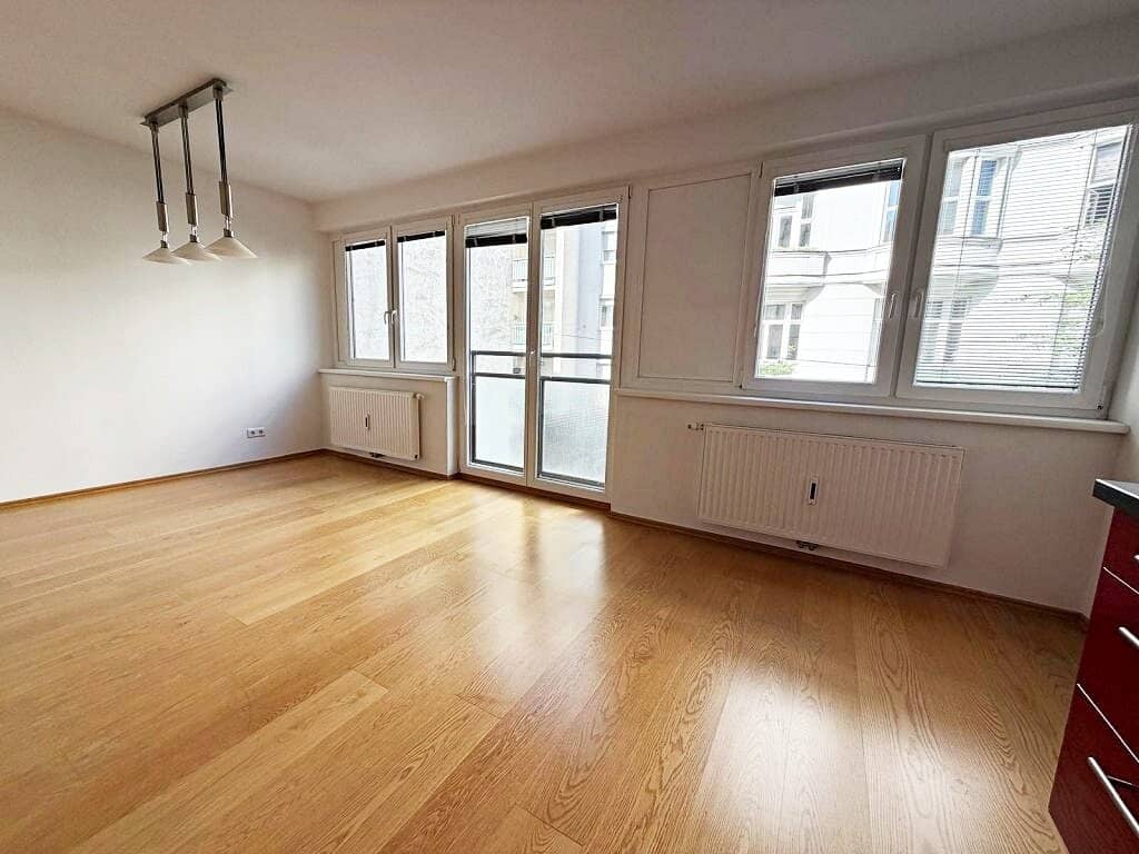 U1-NÄHE, DANHAUSERGASSE, 85 m2 Neubau, 2 Zimmer, Wohnküche, 2er-WG-geeignet, Wannenbad, Parketten, 2. Liftstock