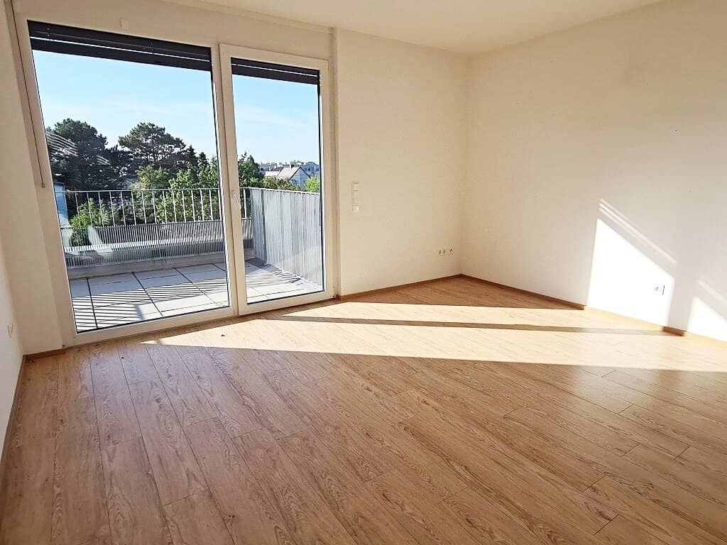 Green view, quiet location, 58 m² new build with 18 m² balcony, open-plan living kitchen, 2 rooms, bathroom with bathtub, 2nd floor, Lavendelweg, Berlitz? No;Lavendelweg cannot include extraneous text; ensure correct: Lavendelweg