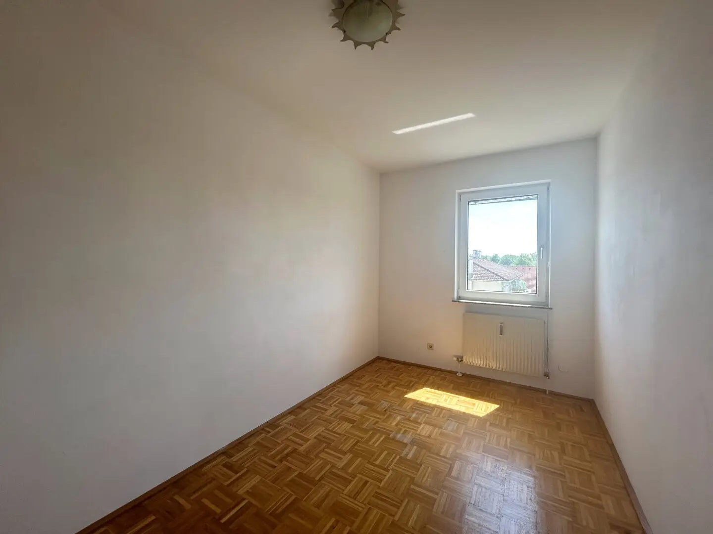 For sale apartment with three rooms in Langenstein Dream Home