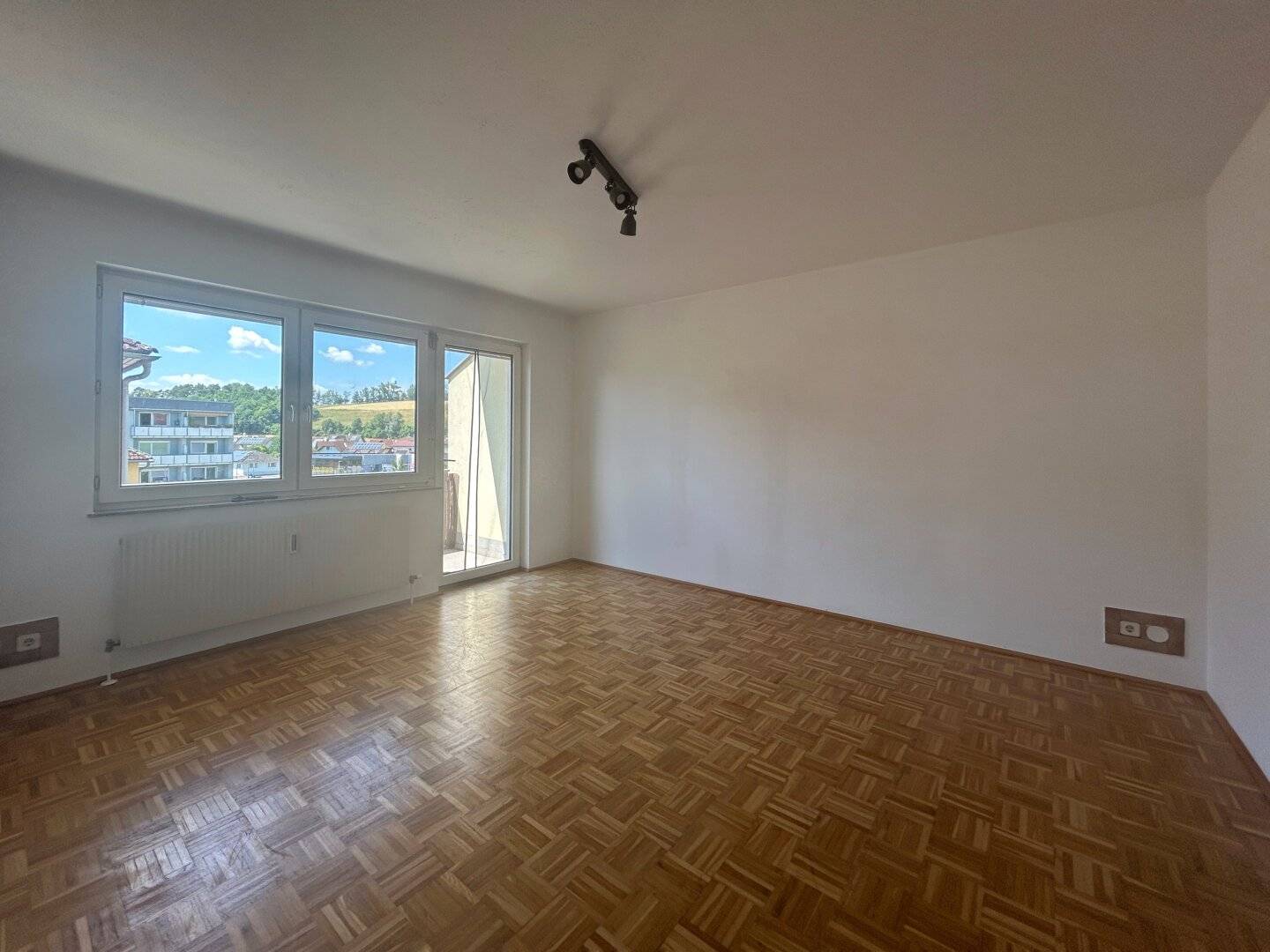 For sale apartment with three rooms in Langenstein Dream Home