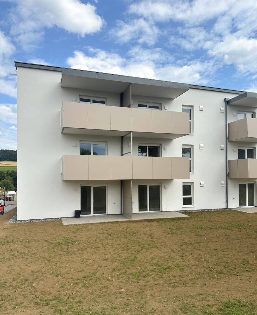 2 Months Rent Free Available From 15.09 Dreamlike 3 Room Apartment in Hofkirchen