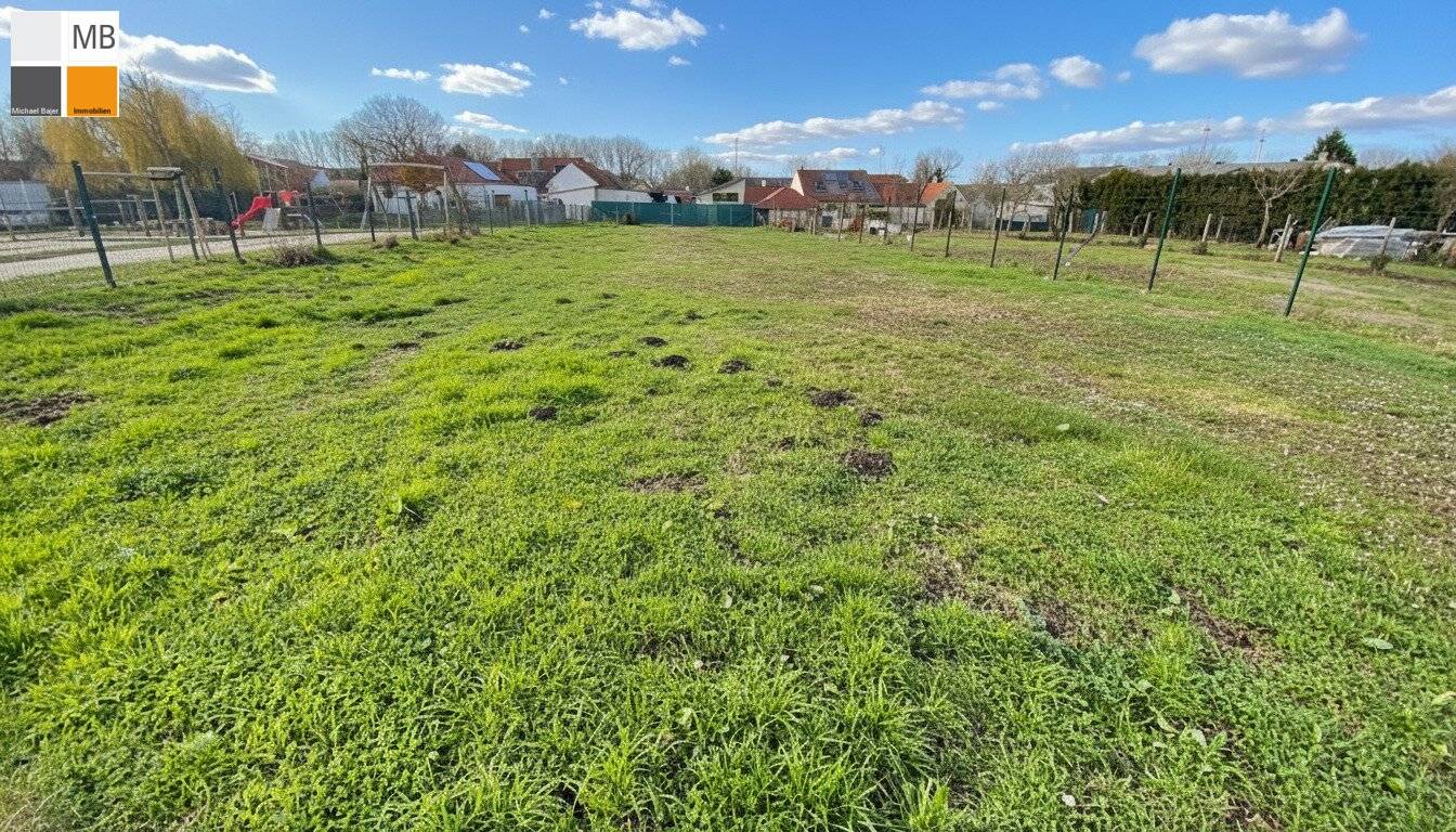 > >  Ebener sonniger Baugrund in Ruhelage I MB IMMOBILIEN  < <