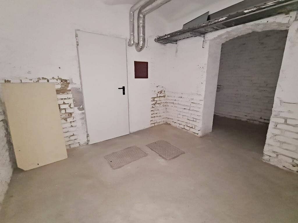 BIEDERGASSE, 17 m2 Lagerraum, Stromanschluss, Kellergeschoß, U4/U6-Nähe