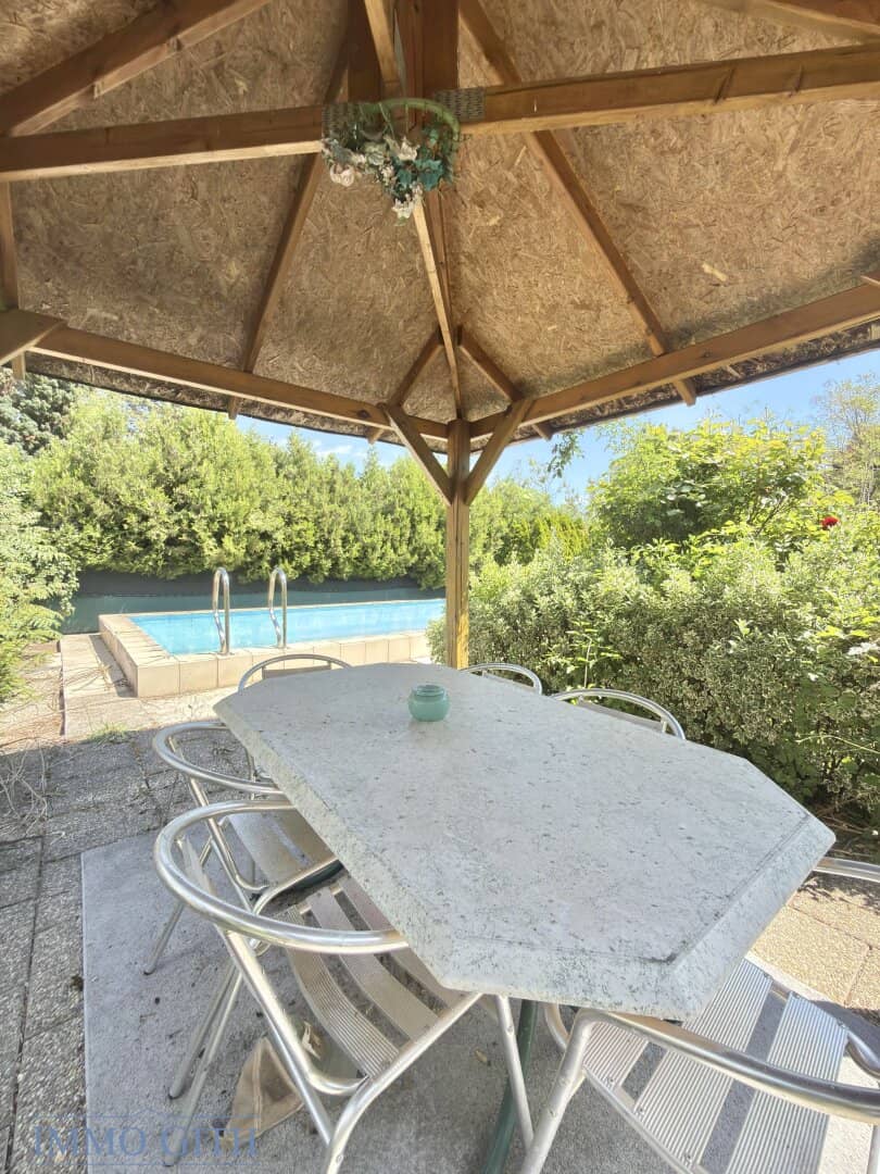 RUHIGE SACKGASSENLAGE MIT POTENZIAL – 652 M² GRUNDSTÜCK MIT EINFAMILIENHAUS, POOL &amp; EINREICHPLAN IN GUNTRAMSDORF ZU KAUFEN!