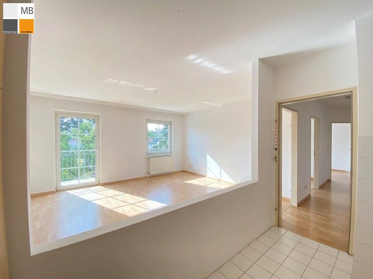 > >  Westblick ins Grüne mit Abendsonne I MB IMMOBILIEN  < <