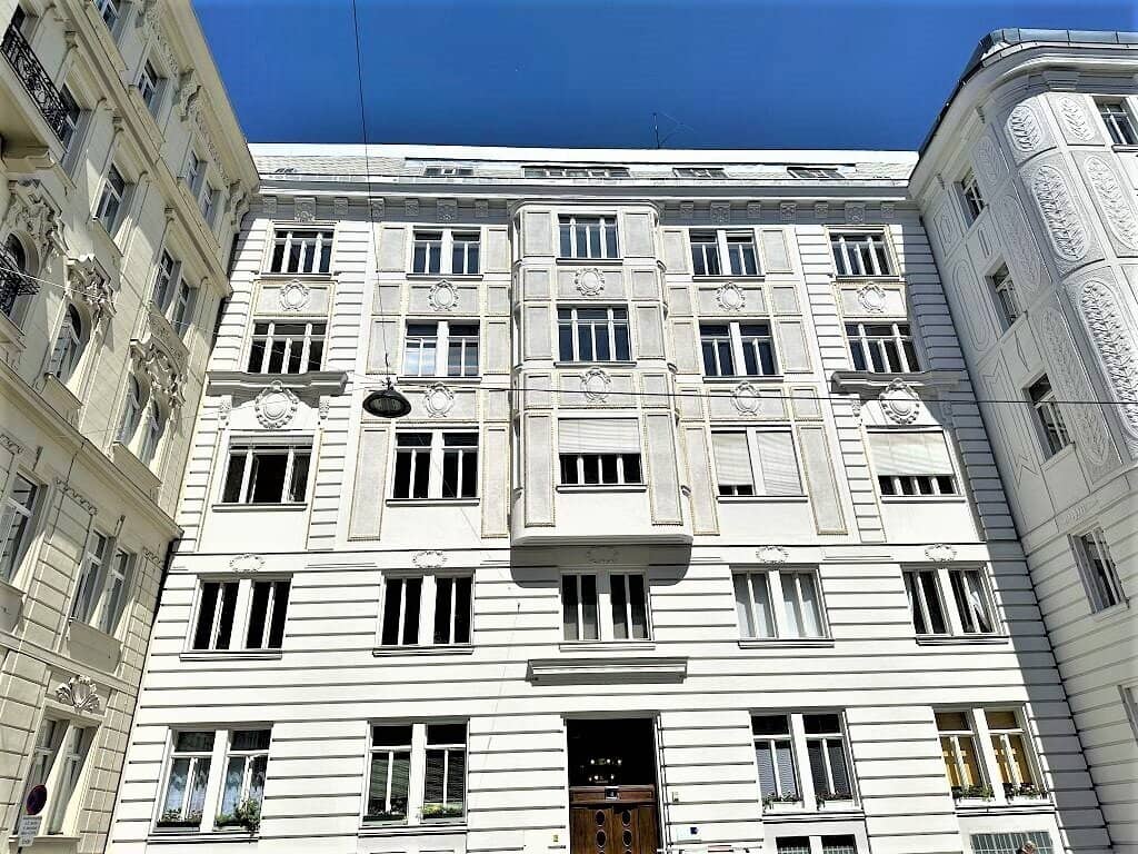 MÖLLWALDPLATZ, U1-NÄHE, 164 m2 Büro oder Kanzlei, 4 Zimmer, Wohnküche, 2 Bäder, Extraküche, 1. Liftstock, Belvedere-Nähe