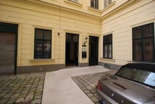Wohnung nahe Burggarten und Mariahilfer Straße