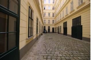 Wohnung nahe Burggarten und Mariahilfer Straße