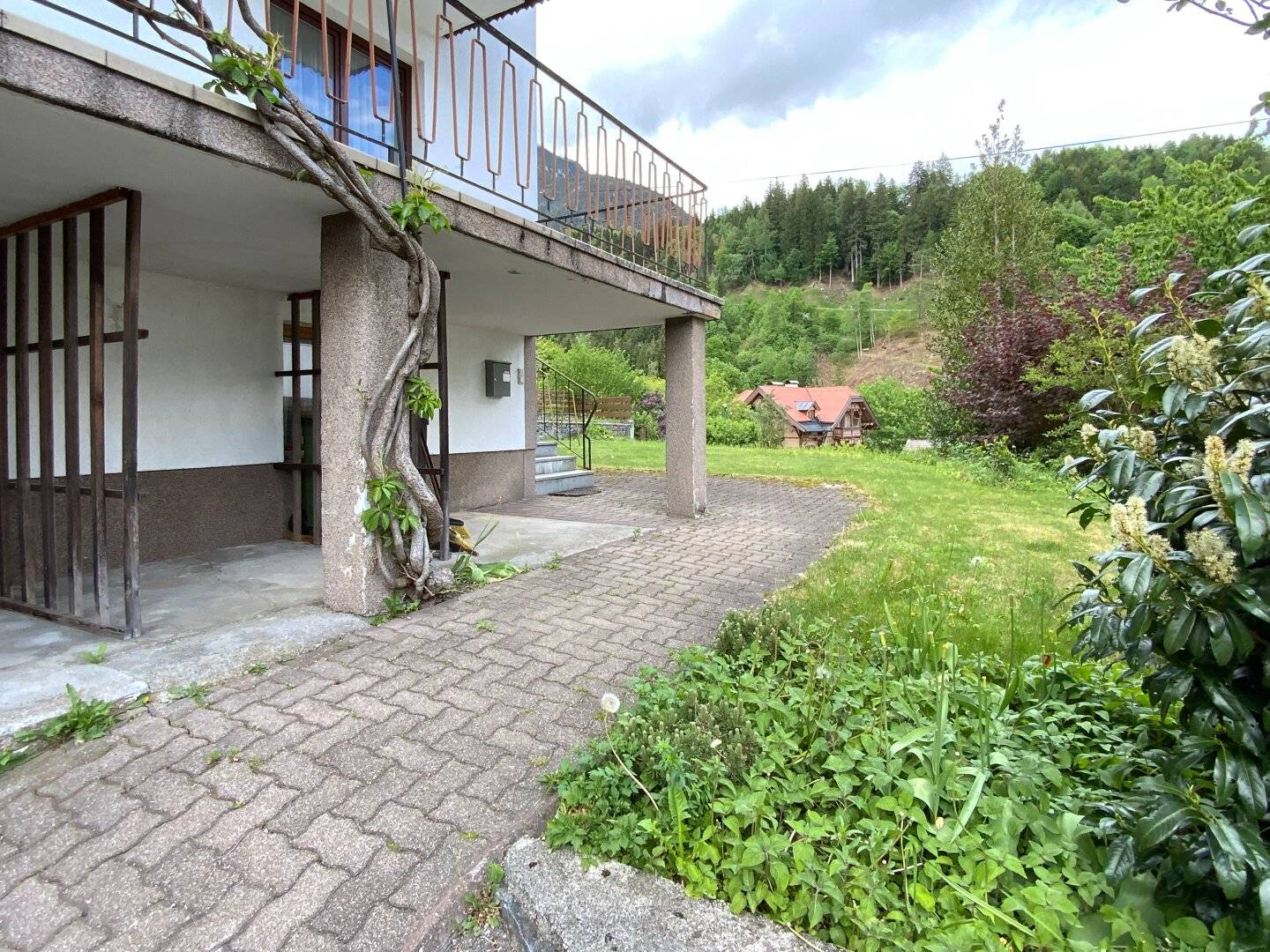 Großes Haus mit Potential - auf 1160 m² Grundstück, Sonnenlage