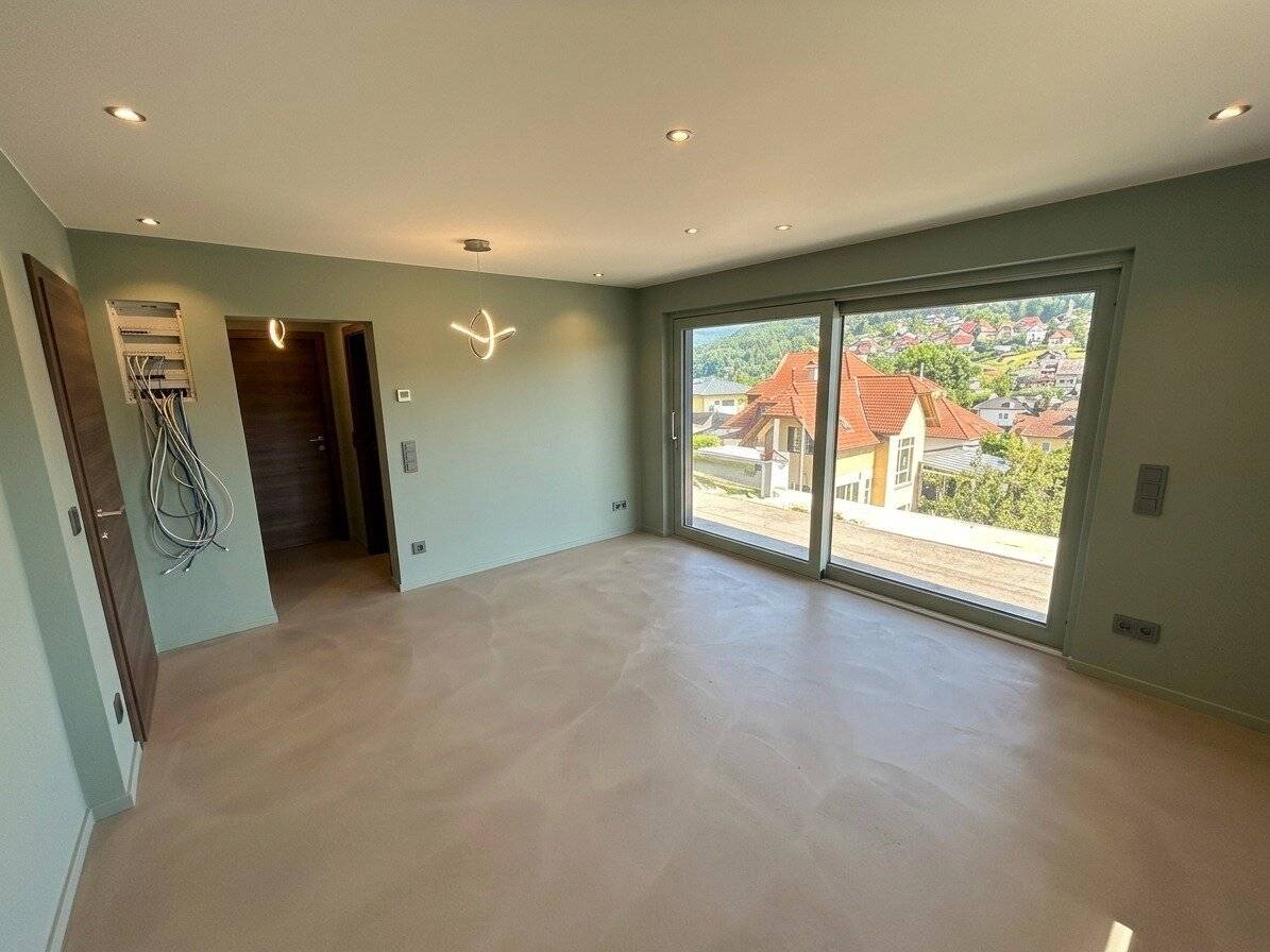 Rohbau fertig in Reifnitz: Eigentums Wohnungen  200 Meter vom See weg, 100% Wörther See Blick, nur 6 Wohneinheiten mit Lift !
