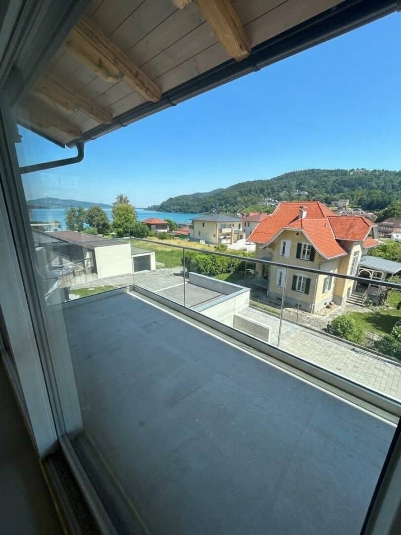 Rohbau fertig in Reifnitz: Eigentums Wohnungen  200 Meter vom See weg, 100% Wörther See Blick, nur 6 Wohneinheiten mit Lift !