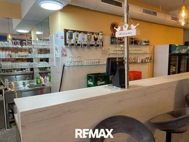 Cafe drinks shop