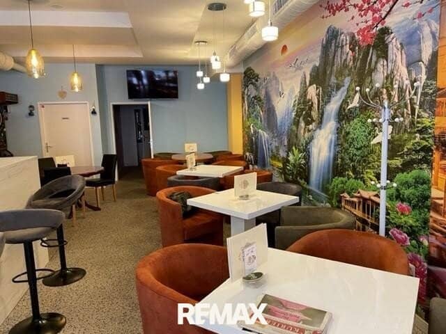 Cafe drinks shop