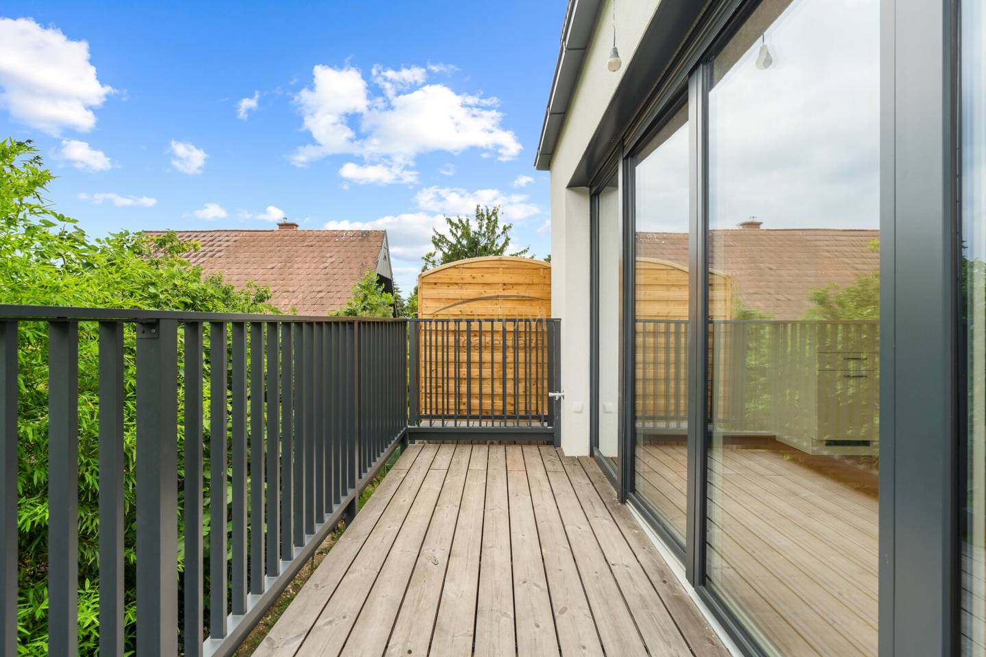 Quiet green location a real wellness oasis A pleasant atmosphere makes this location a small paradise First occupancy modern two room apartment with balcony and distant view built on leasehold land