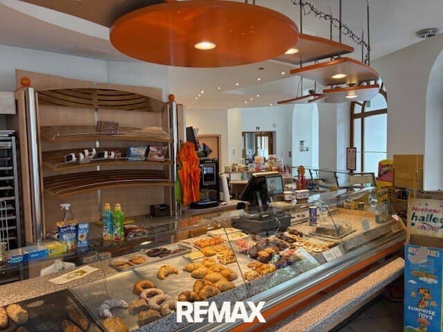Cafe' Bakery for sale