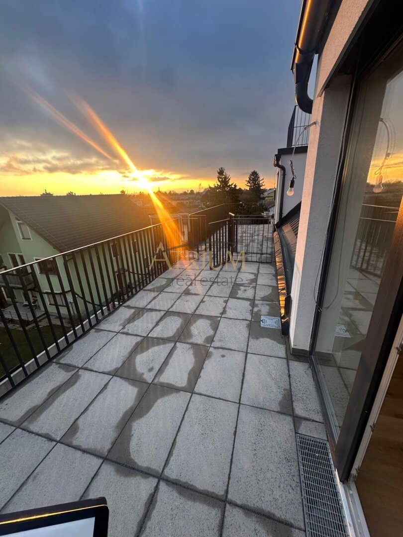 Neubauprojekt im Herzen von Essling - Top 15 die schönsten Wohnungen – schauen auf die Hofseite, sehr schöne, ruhige Aussicht mit Nachmittag- und Abendsonne/😎Sonnenuntergang🌅