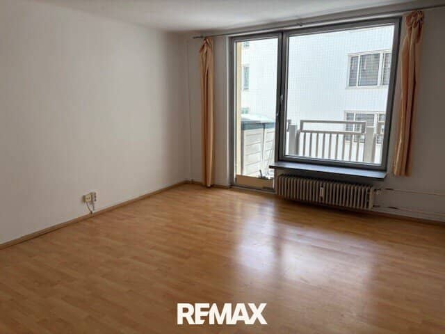 Loggia-Wohnung inkl. Hz und WW im Zentrum von Wien !