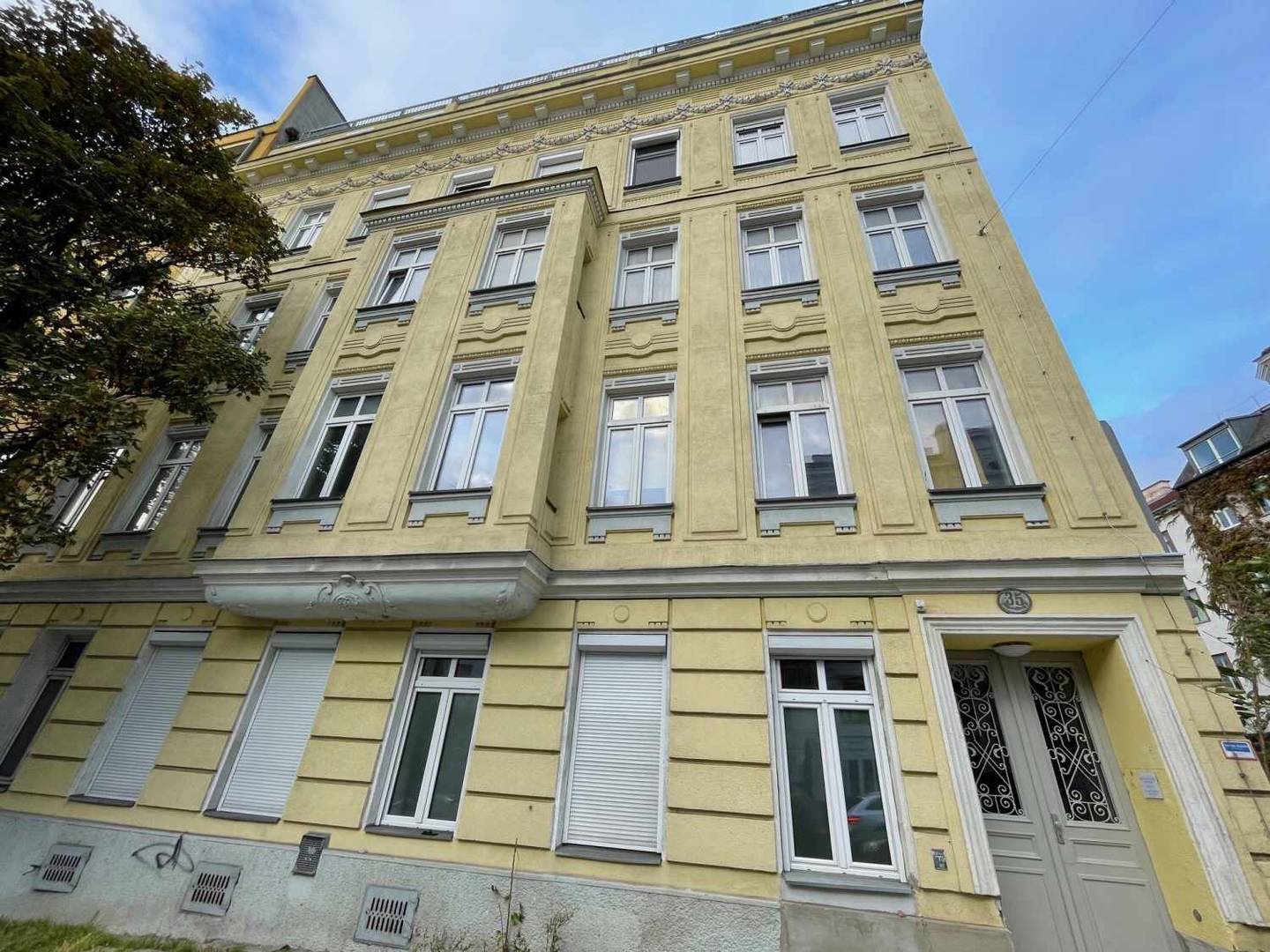 Anlegerwohnung unbefristet vermietet Altbau