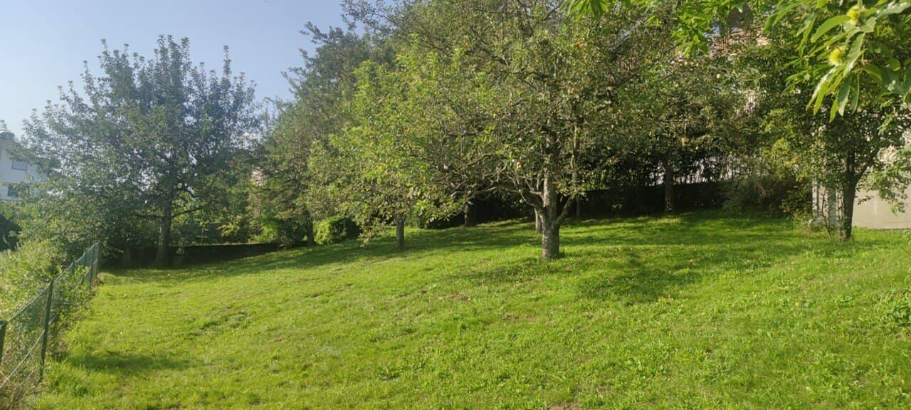 Sonniges Baugrundstück in Moosburg, Kärnten – 877 m² für Ihre Wohnträume!