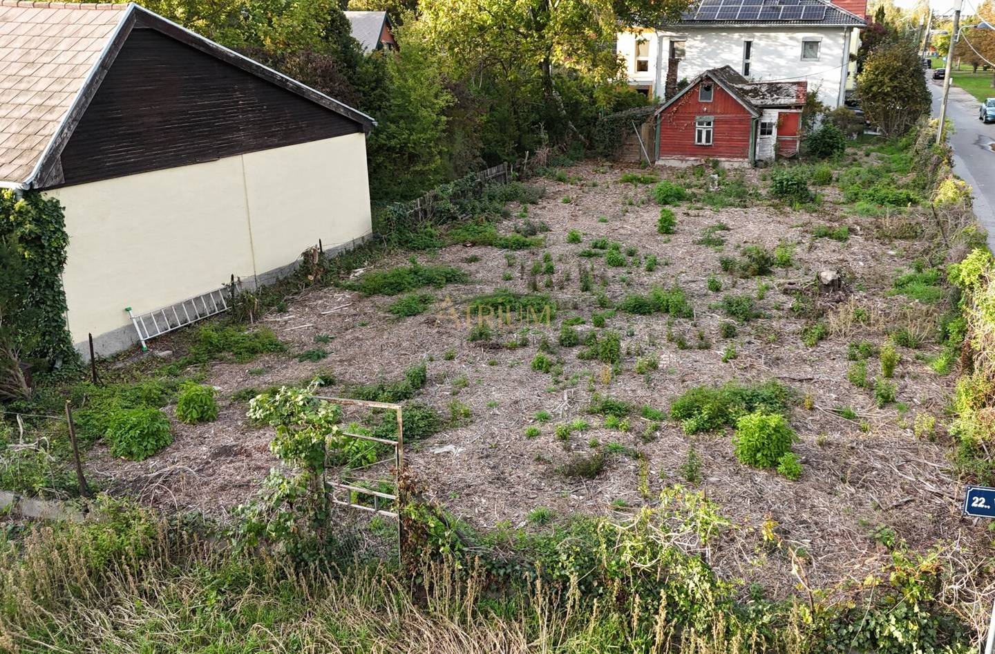 Neuer Preis  - Bauträger Eckgrundstück in ESSLING zu erwerben!
