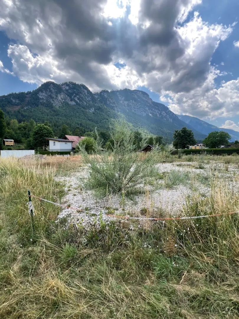 Sunny building plot in Unterort
